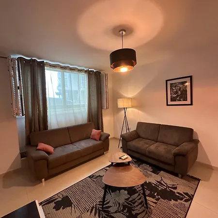 Apartment Seaside Escape *